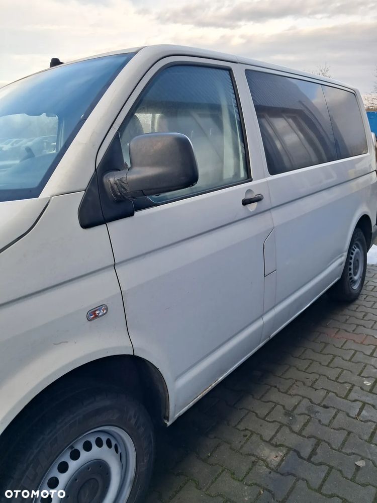 VW Transporter T5 2.5 TDI BNZ części, karoseryjne, silnikowe, wnętrza - 12