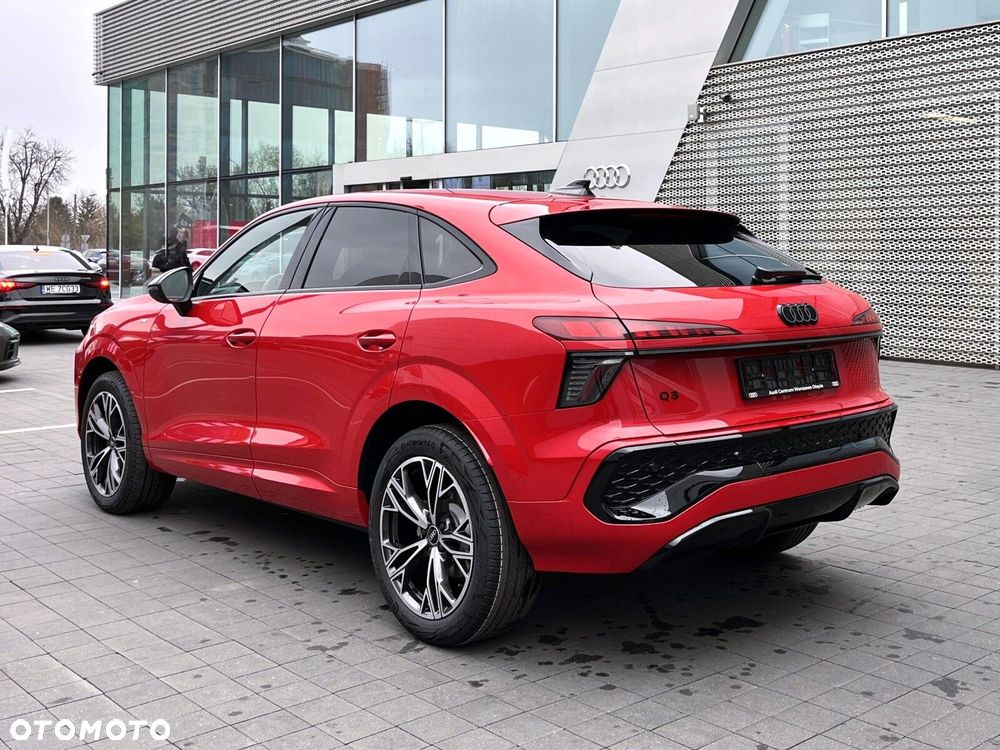 Audi Q3 Sportback - 10