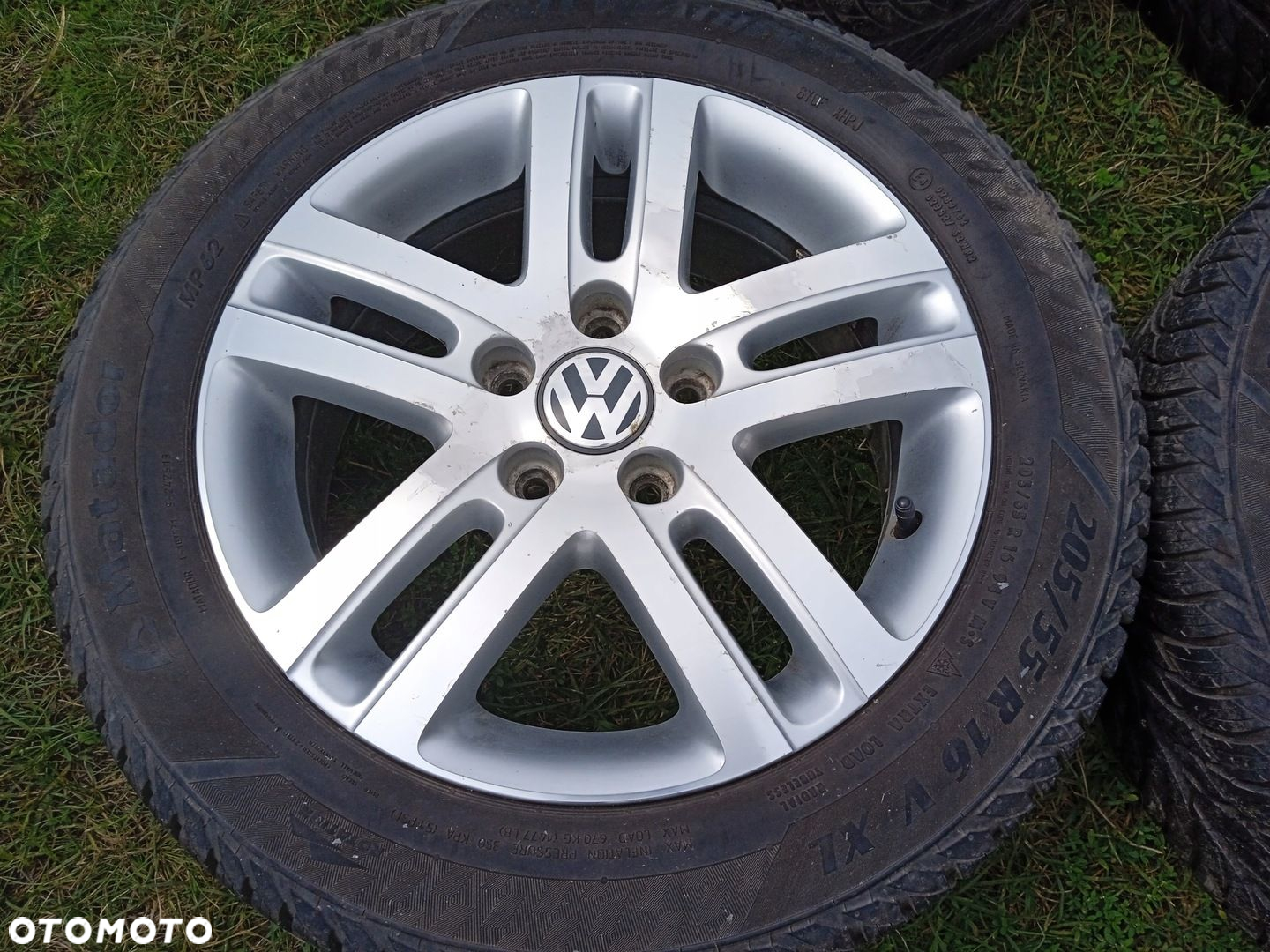 Felgi aluminiowe 5x112 Golf 5 6 Skoda Octavia SuperB Opony całoroczne et50 - 3