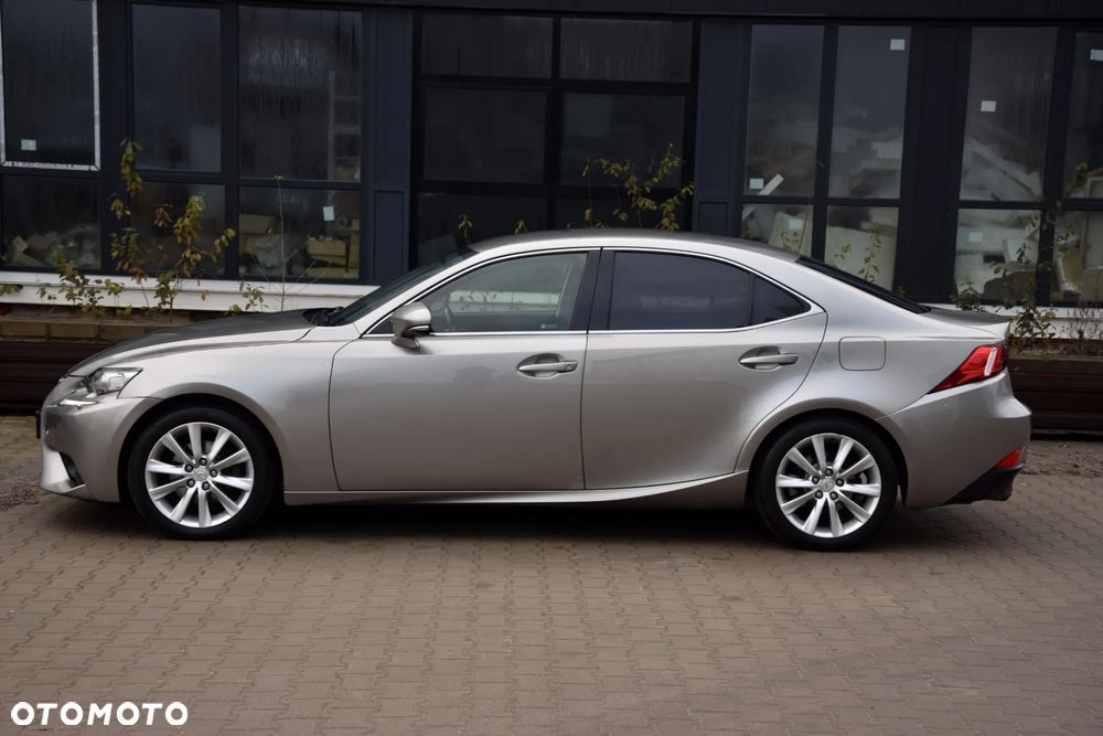 Lexus IS 250 Classic - 5