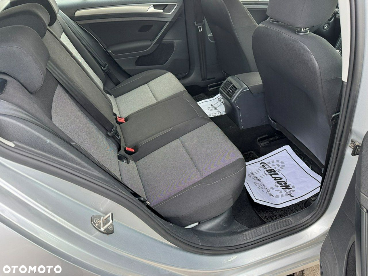 Volkswagen Golf - 15