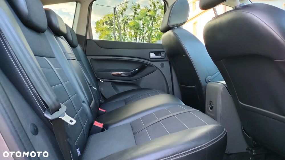 Ford Kuga 2.0 TDCi 2x4 Champions Edition - 20