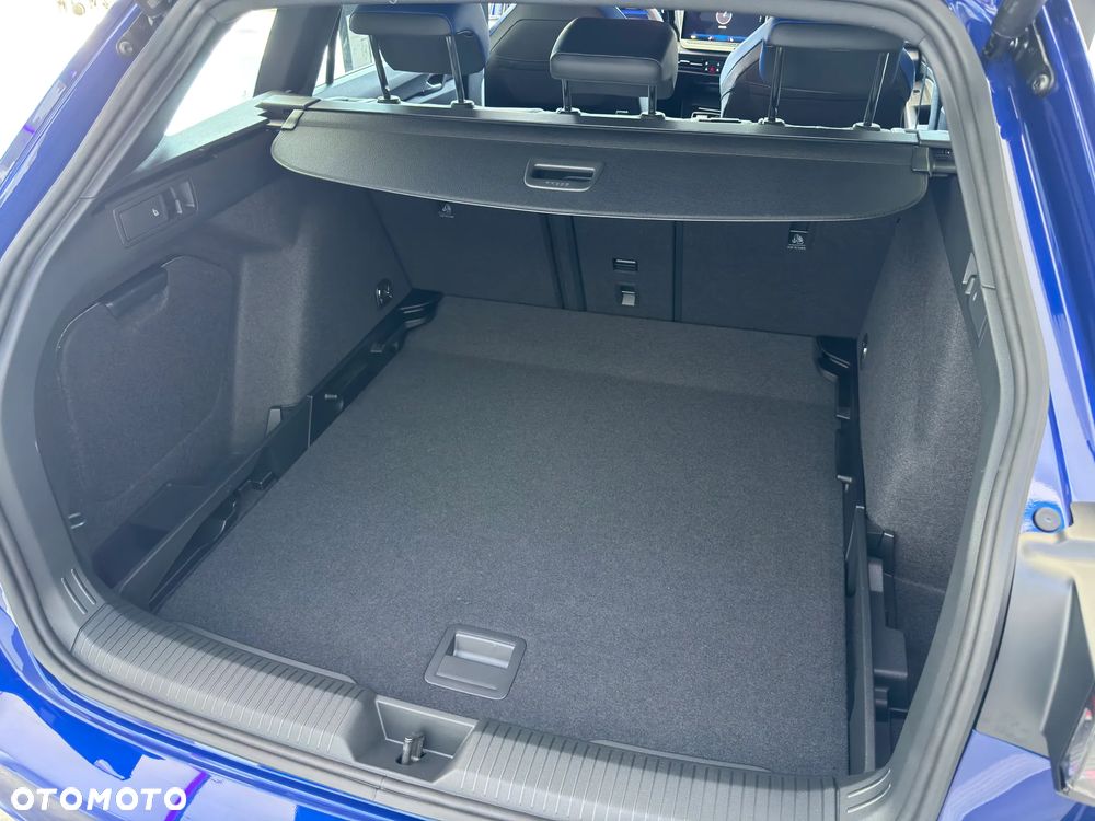 Volkswagen Golf Variant - 9
