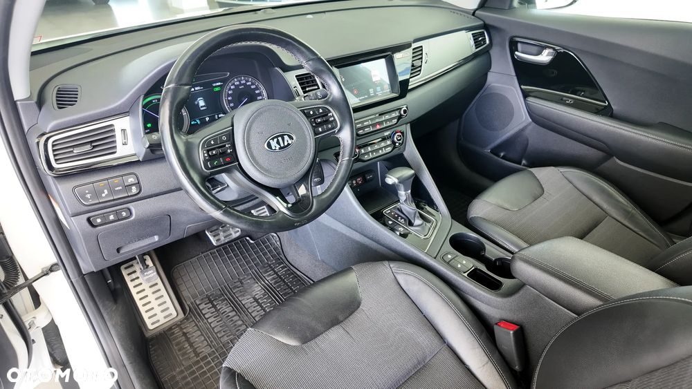 Kia Niro 1.6 GDI PHEV 2WD Vision - 9