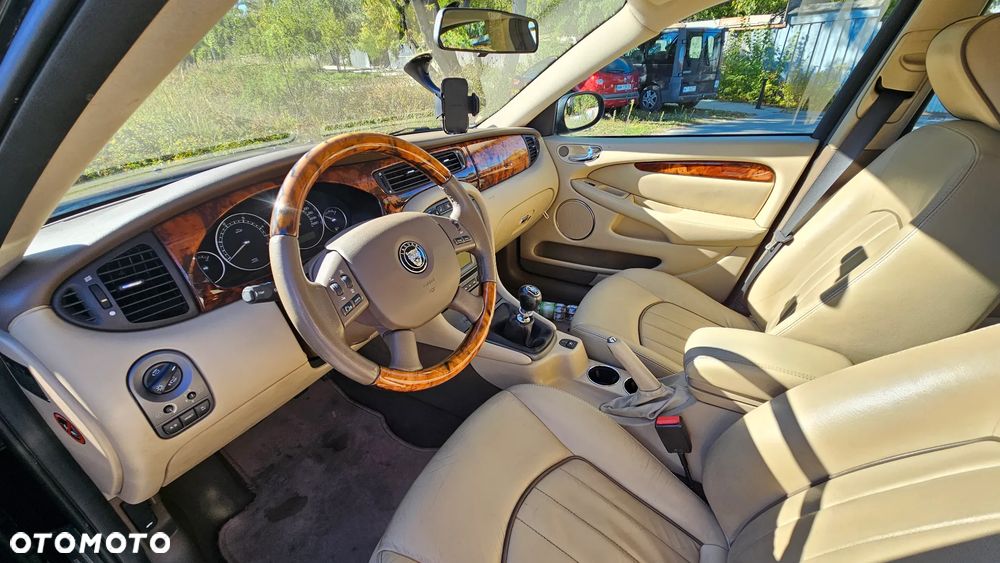 Jaguar X-Type 2.0 D Executive - 10
