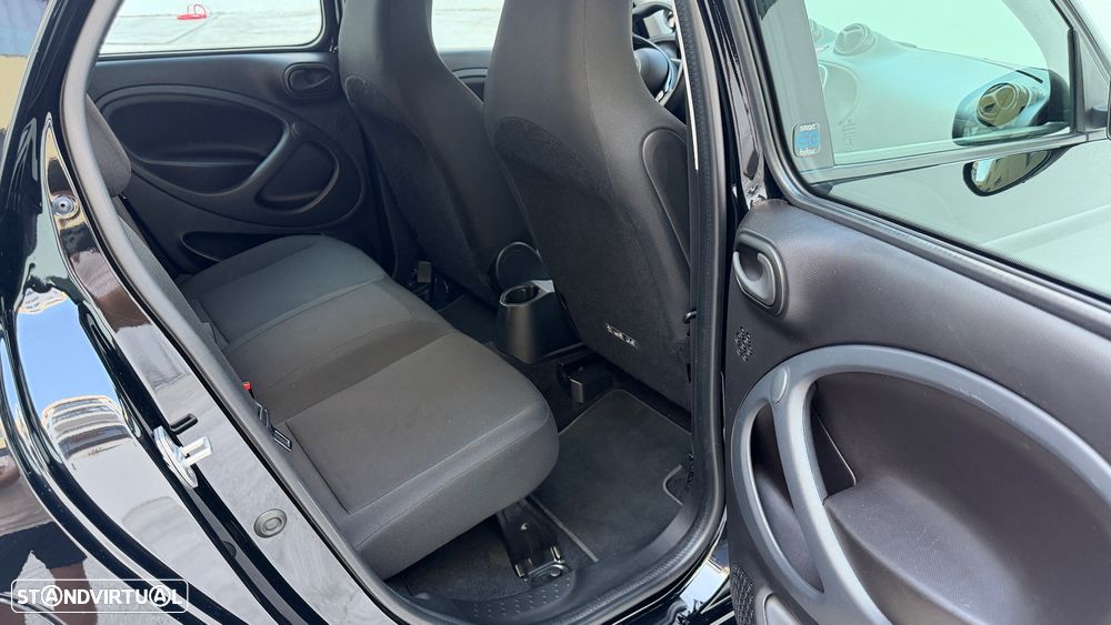 Smart ForFour EQ - 9