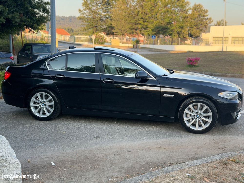 BMW 525 d Line Luxury Auto - 3