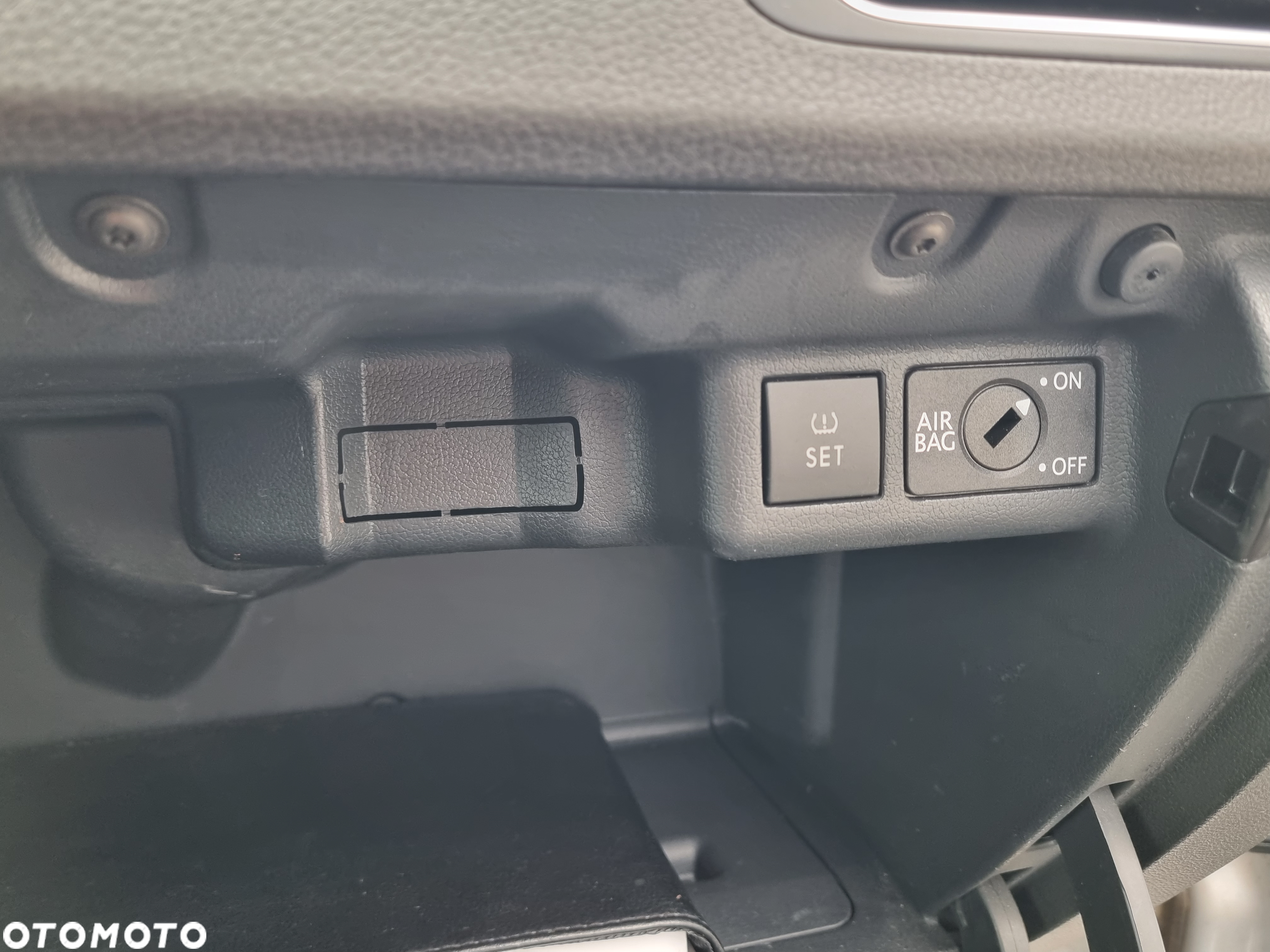 Volkswagen Polo 1.2 Life - 28