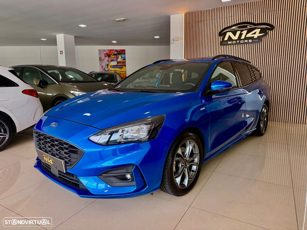 Ford Focus SW 1.0 EcoBoost ST-Line X - 2