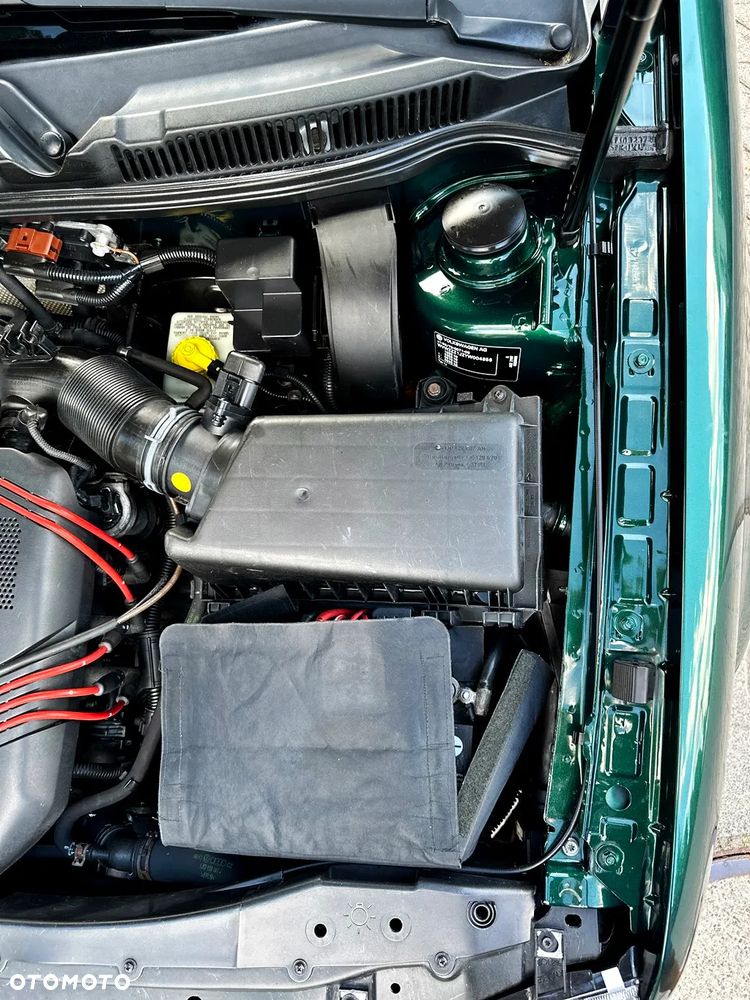 Volkswagen Bora Variant 2.3 V5 - 27