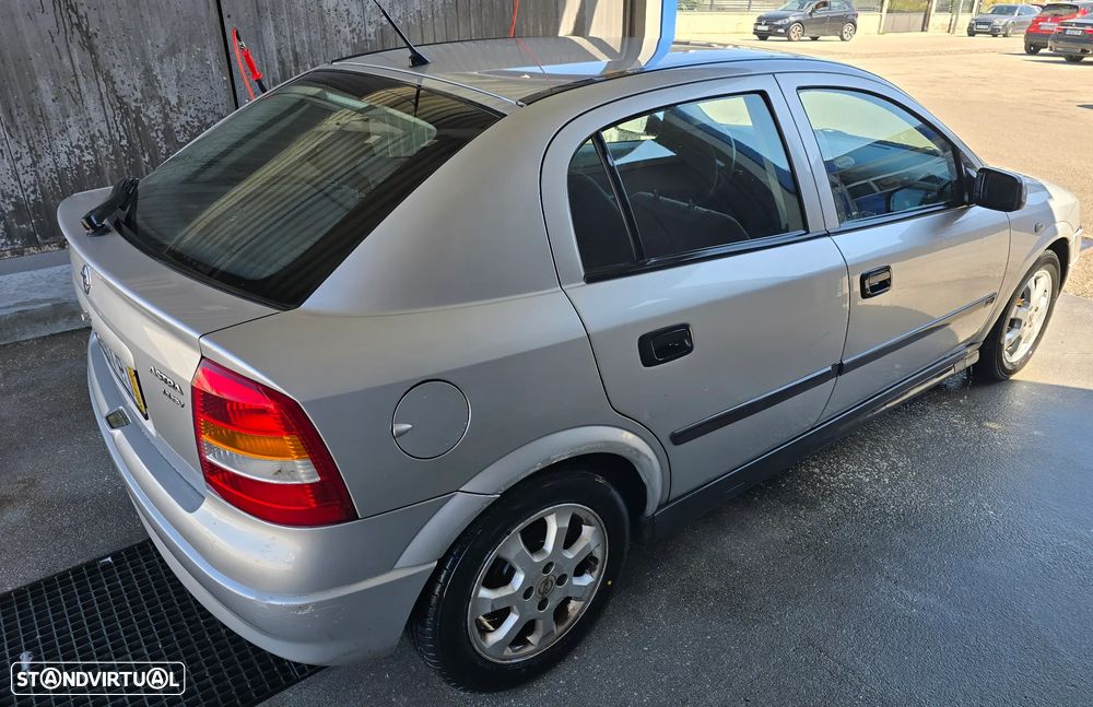 Opel Astra 1.4 Club - 5