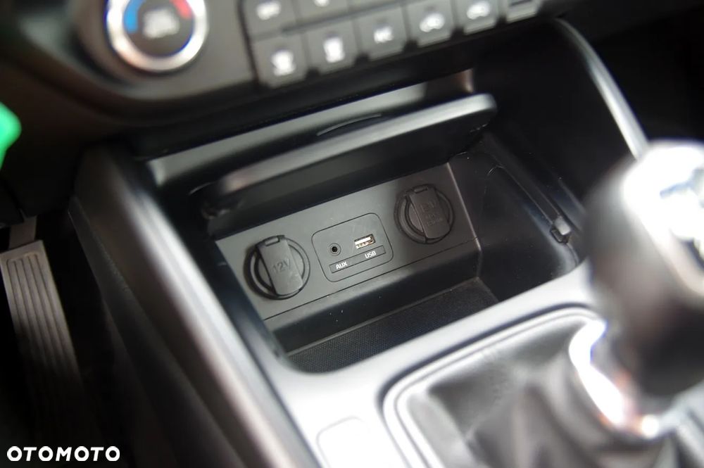 Kia Carens 1.7 CRDi XL 7os - 38