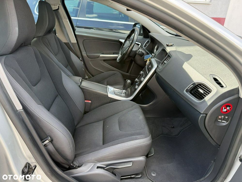 Volvo S60 - 33