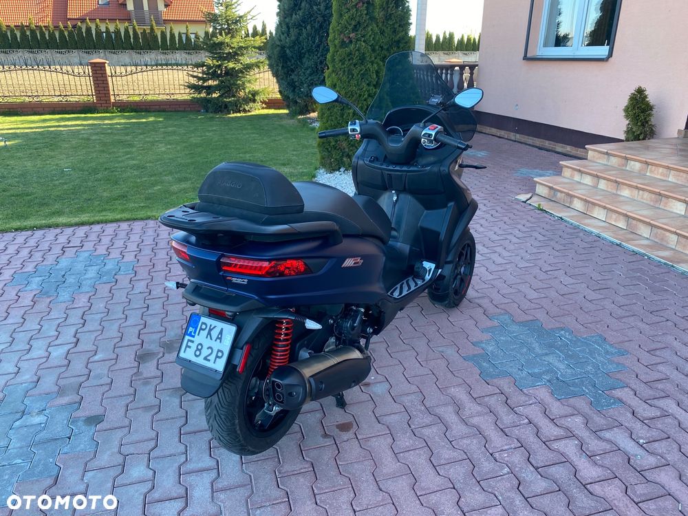 Piaggio MP-3 - 3