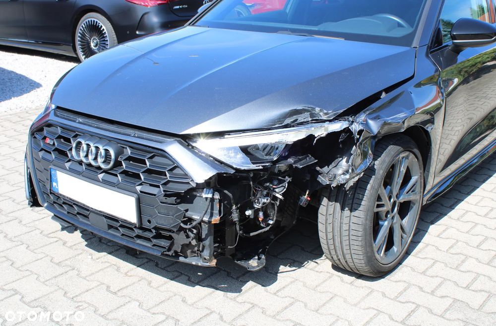 Audi S3 Limousine TFSI Quattro S tronic - 4