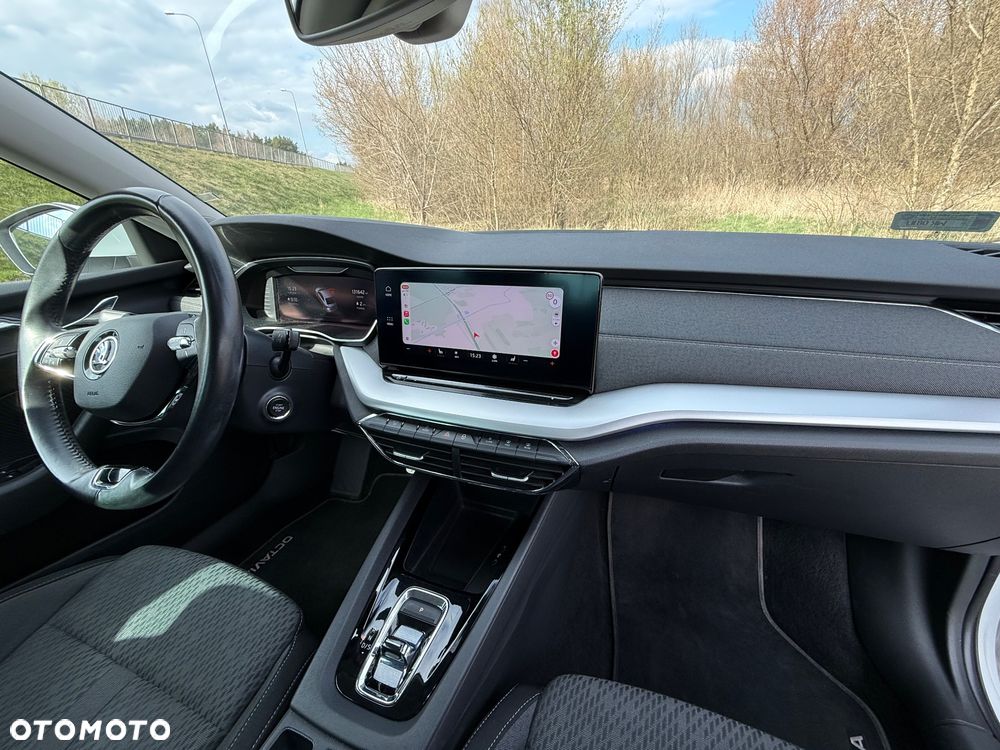 Skoda Octavia 2.0 TDI Style DSG - 22