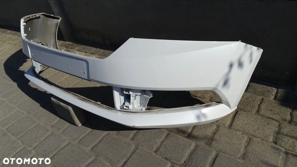 SKODA FABIA III 6V0 LIFT - zderzak przedni - 3