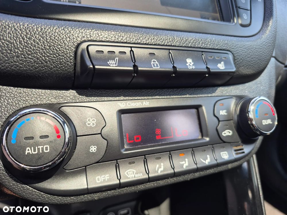 Kia Ceed 1.6 CRDi 136 ISG GT Line - 29