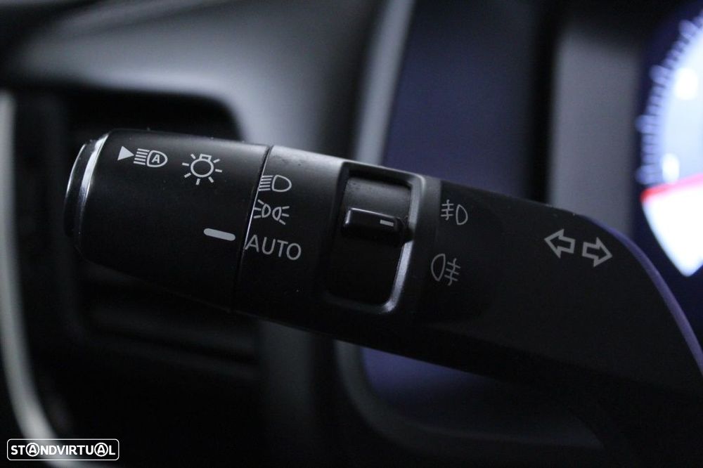 Nissan Qashqai 1.3 DIG-T N-Connecta - 24