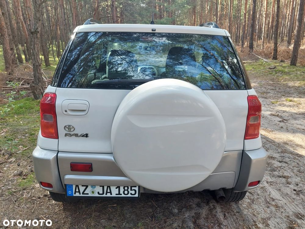 Toyota RAV4 4x4 Edition - 21