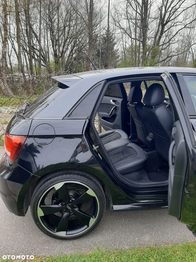 Audi A1 Sportback 1.6 TDI S tronic - 24