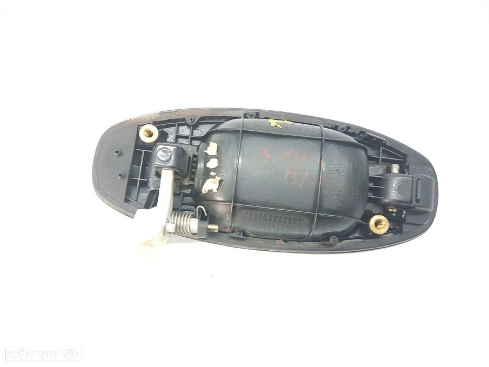 PUXADOR EXTERIOR TRASEIRO DIREITO HYUNDAI SANTA FE (SM) 2.0 GLS CRDI - 2
