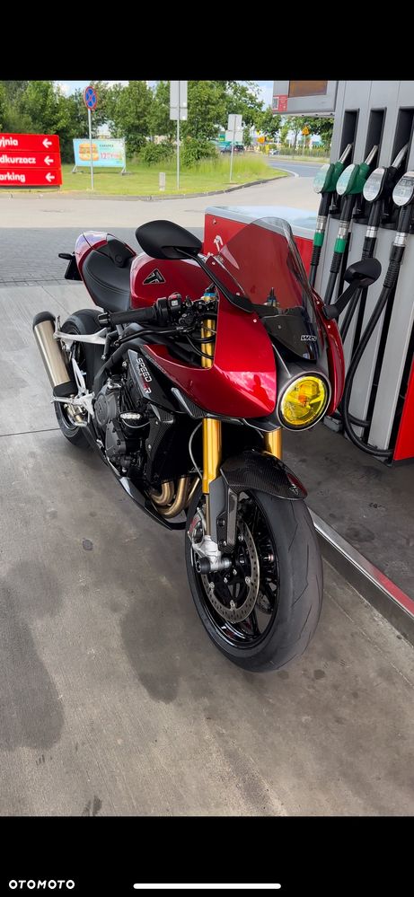 Triumph Speed Triple - 2