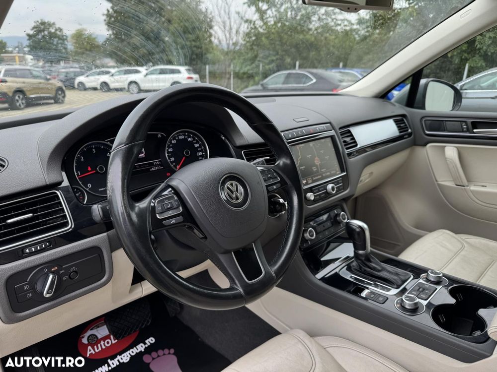 Volkswagen Touareg - 5