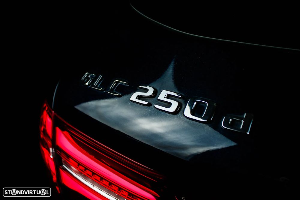 Mercedes-Benz GLC 250 d AMG Line 4-Matic - 24