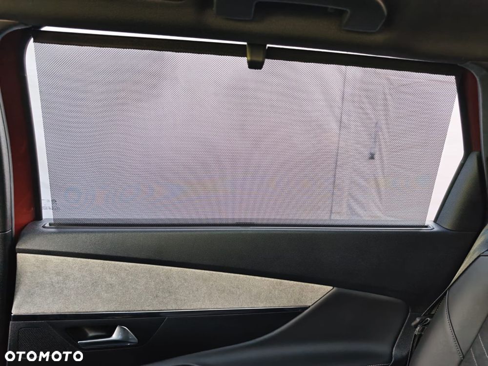 Peugeot 5008 PureTech 180 EAT8 Stop & Start GT - 28