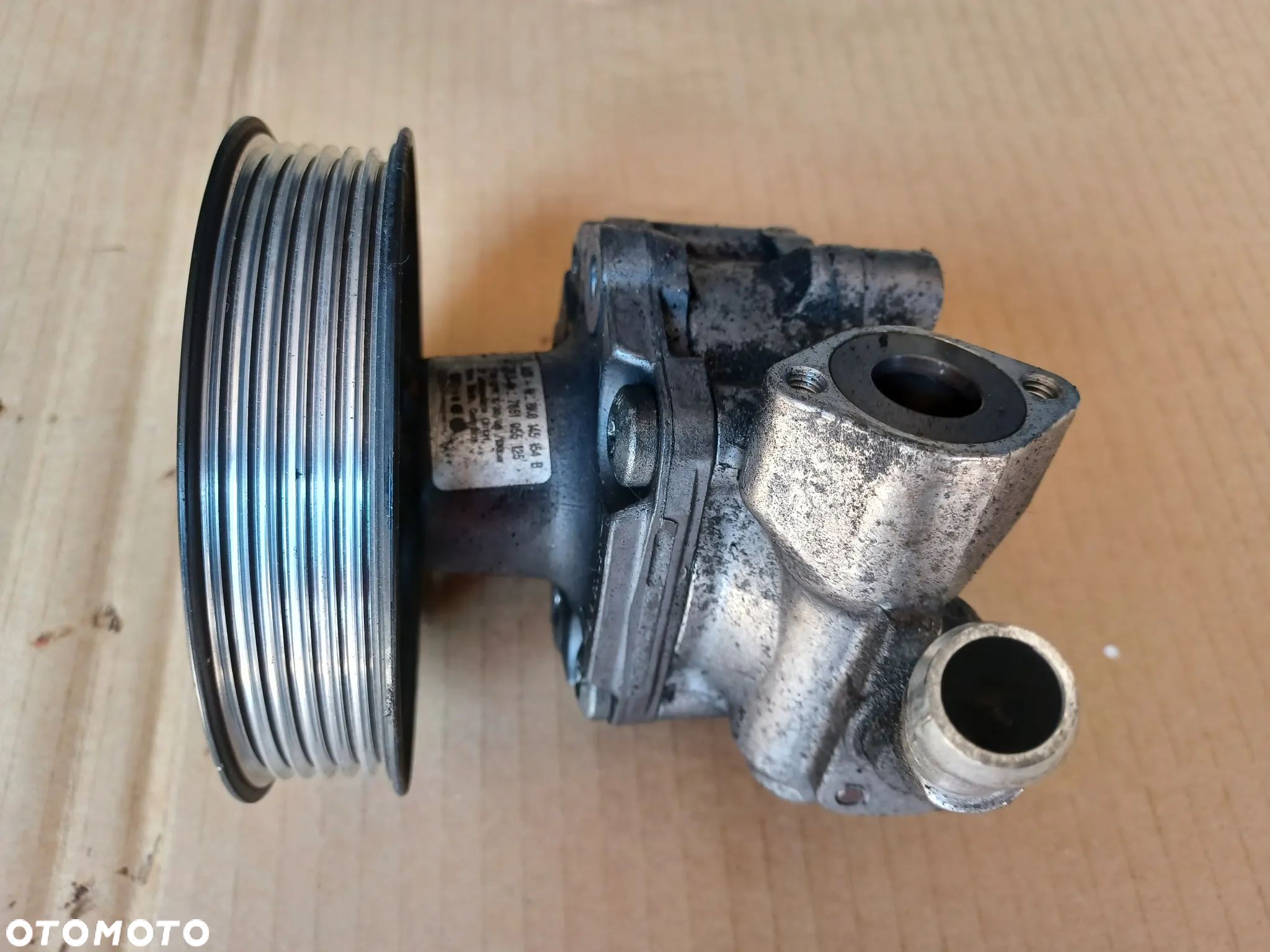 POMPA WSPOMAGANIA A4 B8 2.0 TDI 8K0145154B - 1