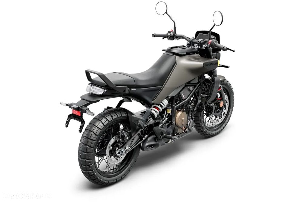 Husqvarna Svartpilen - 16