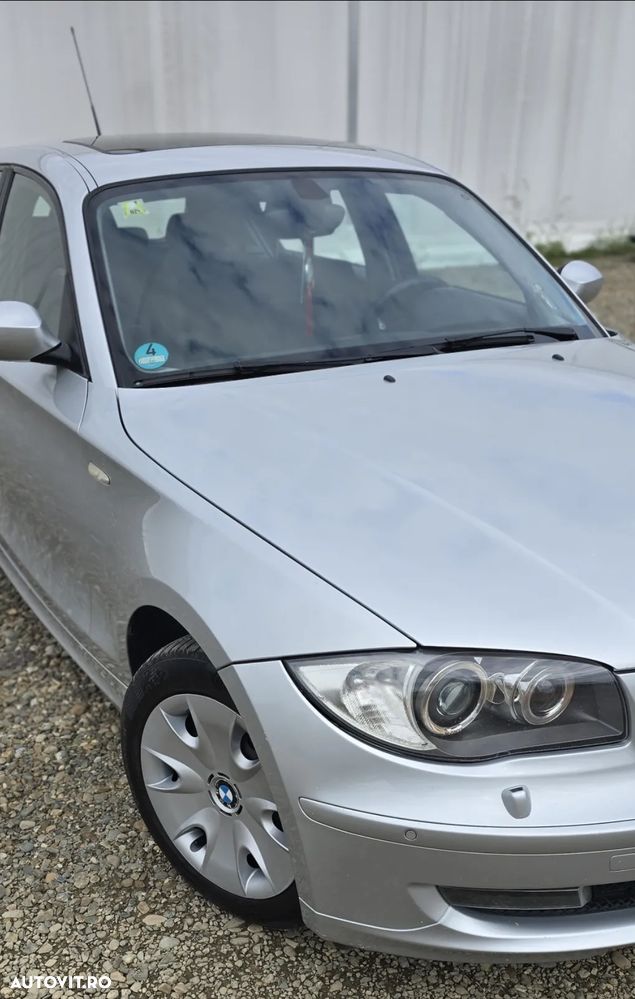BMW Seria 1 120d DPF - 4