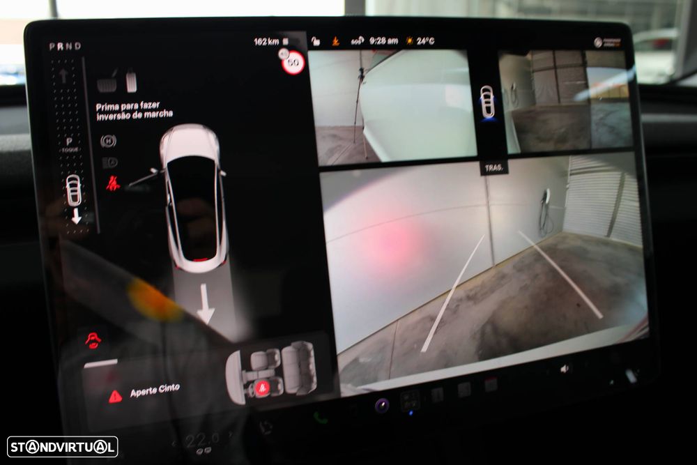 Tesla Model 3 - 16