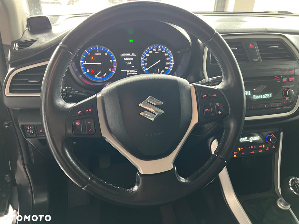 Suzuki SX4 S-Cross - 16
