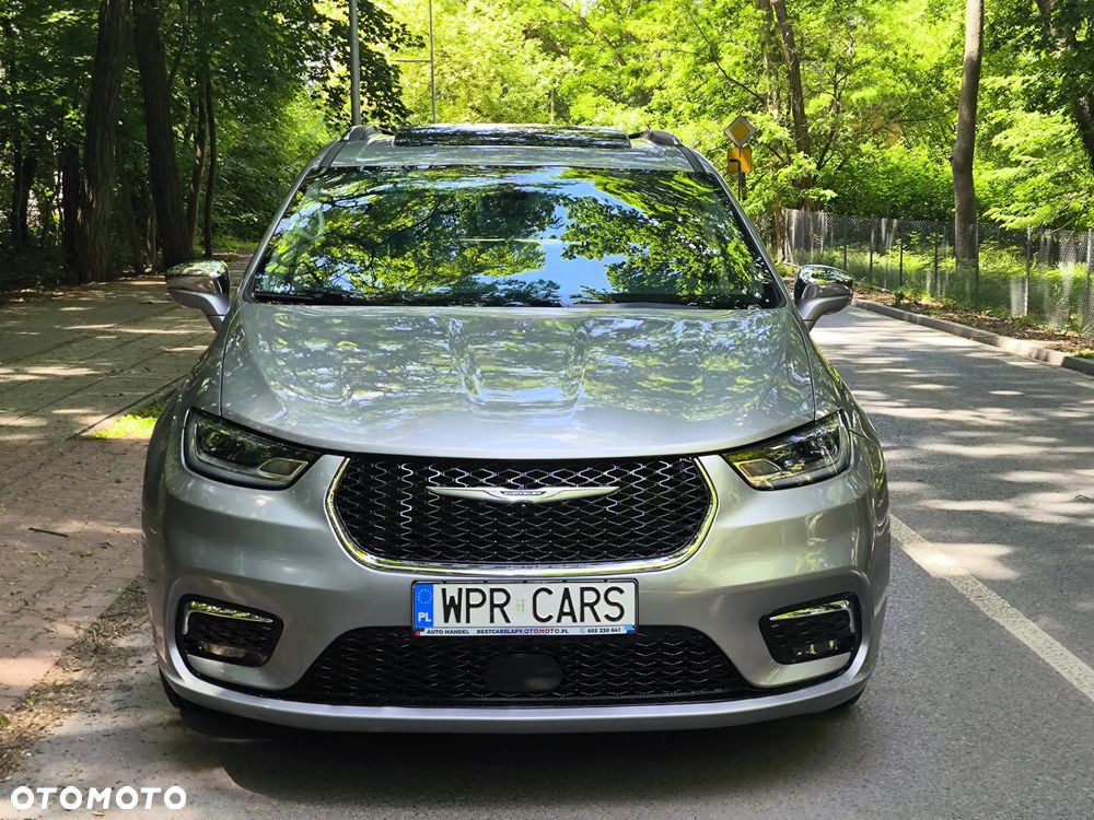 Chrysler Pacifica - 8