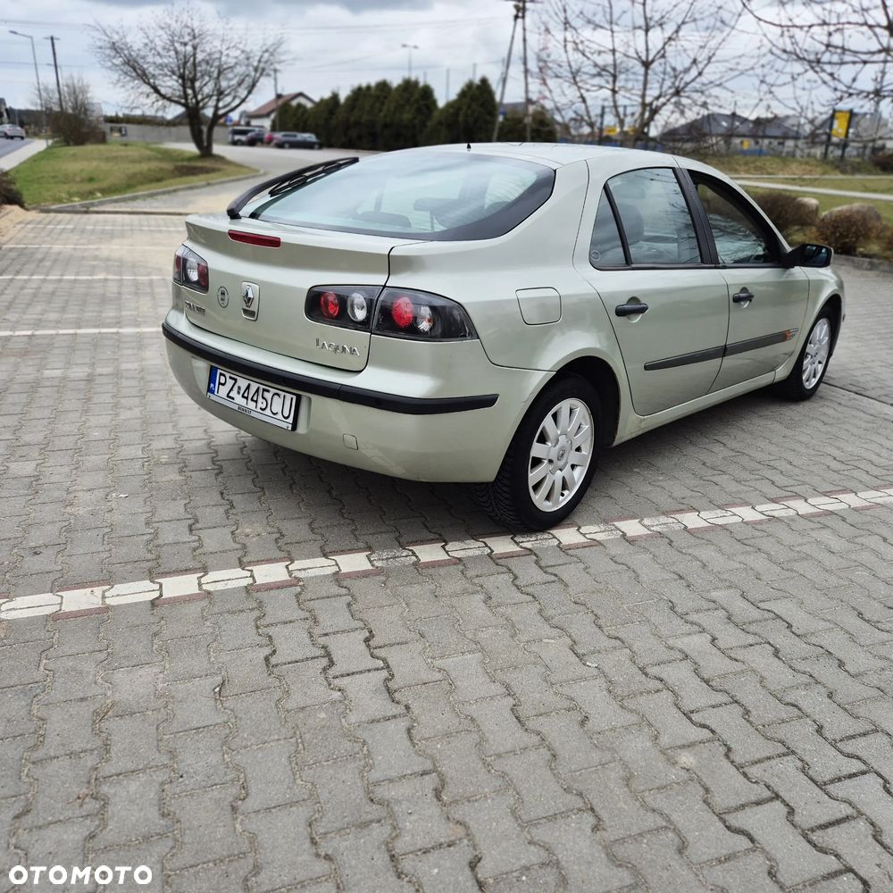 Renault Laguna 1.8 Concorde - 5