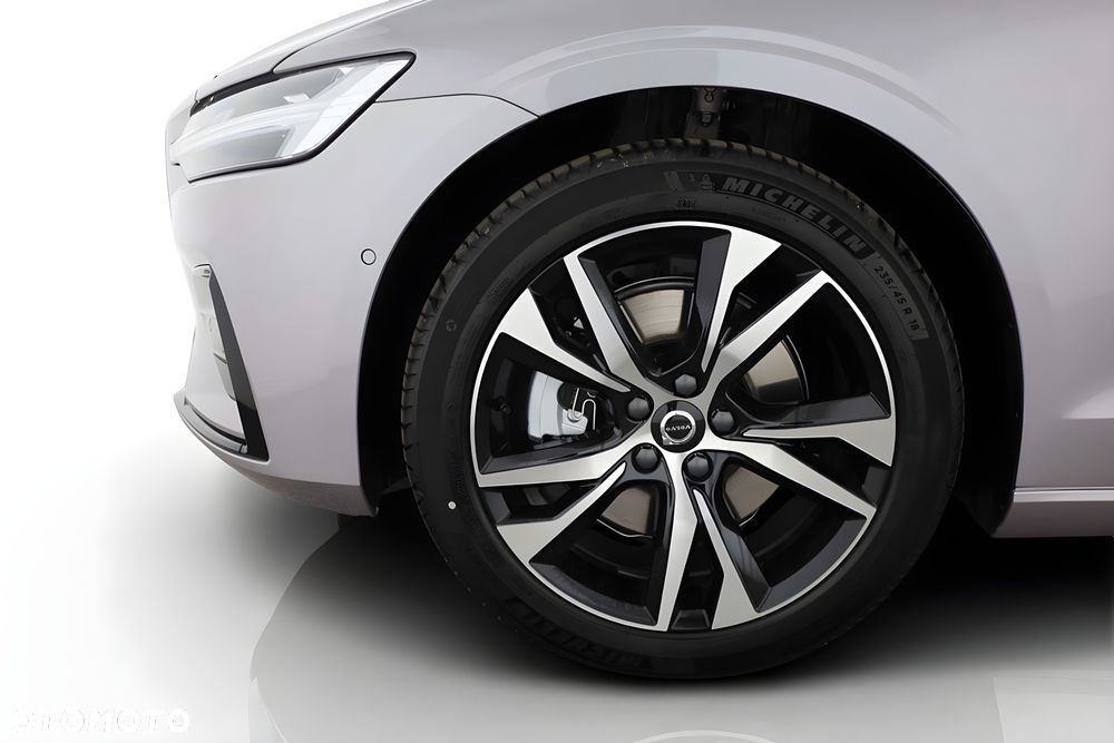 Volvo V60 B4 B Plus Dark - 19