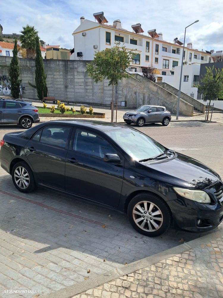 Toyota Corolla 1.4 D-4D Premium Pack - 2