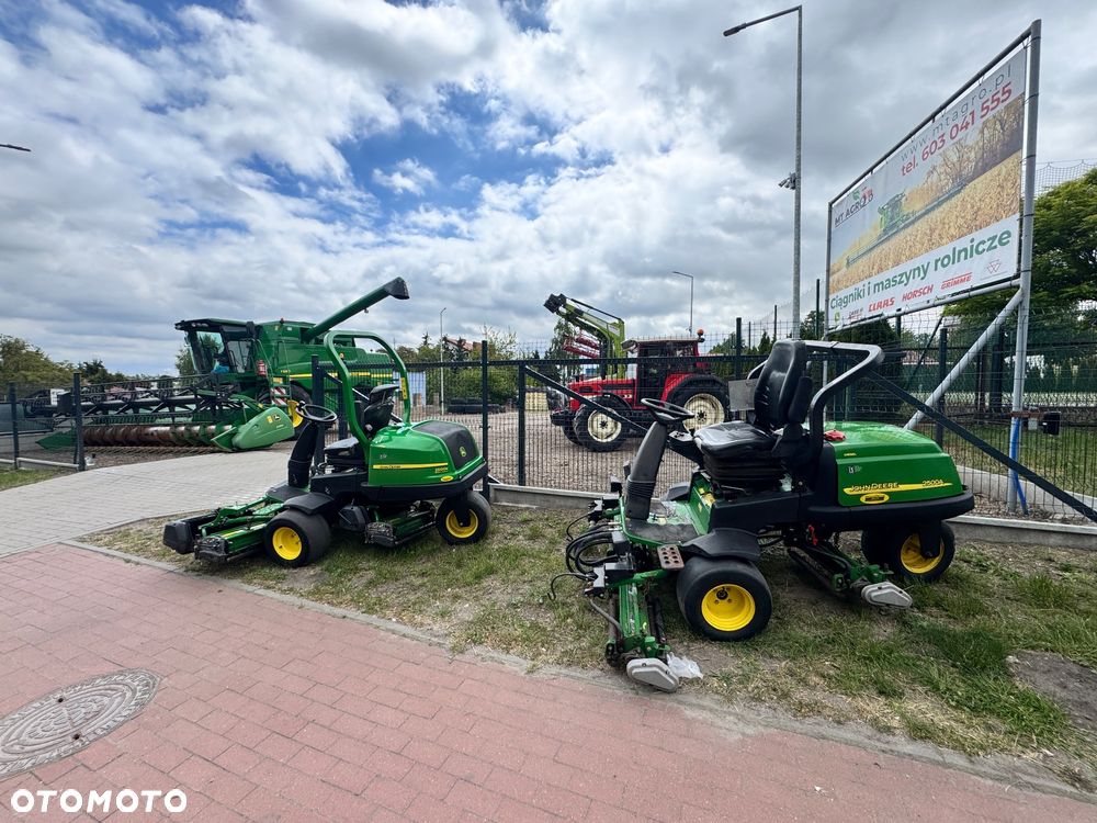 John Deere 2500 A - 19