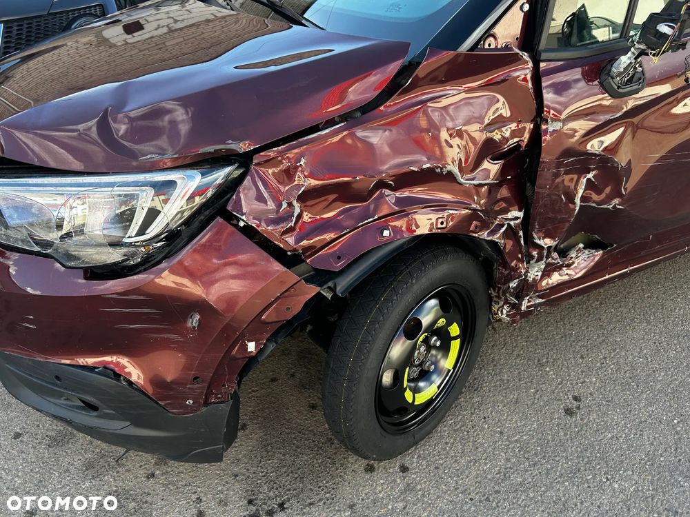Opel Crossland X - 8
