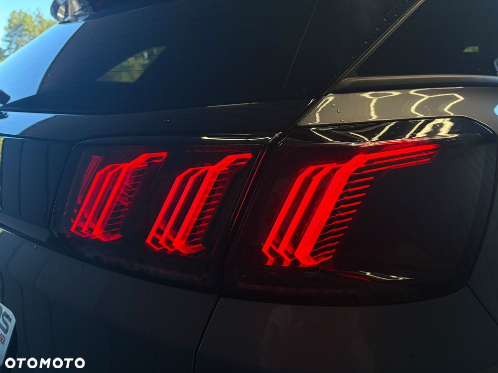 Peugeot 3008 1.5 BlueHDi Allure S&S EAT8 - 8