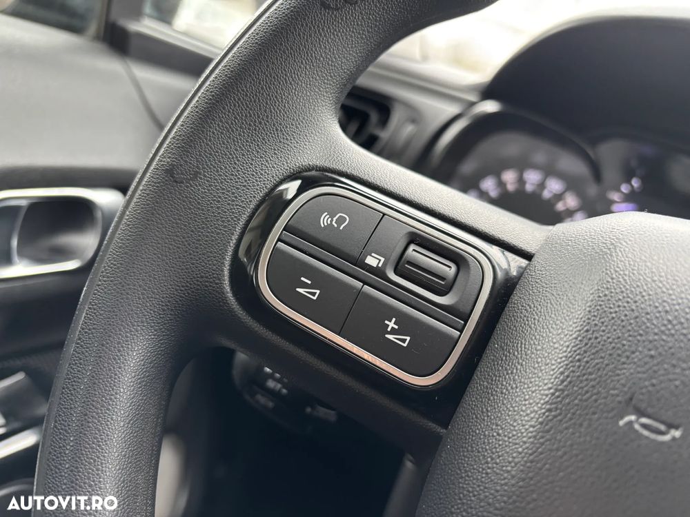 Citroën C3 Pure Tech 82 FEEL - 24