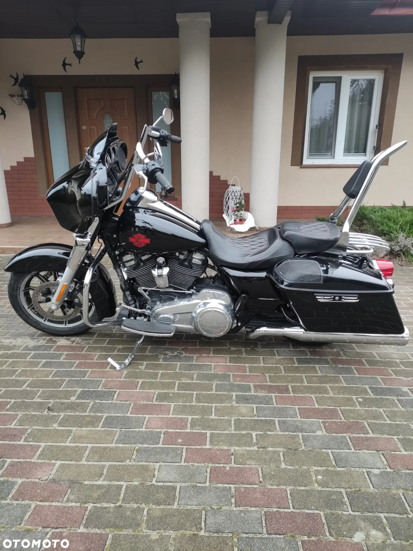 Harley-Davidson FLHT Electra Glide Standard - 7