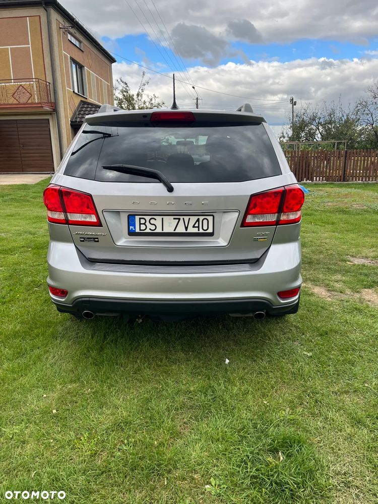 Dodge Journey - 8