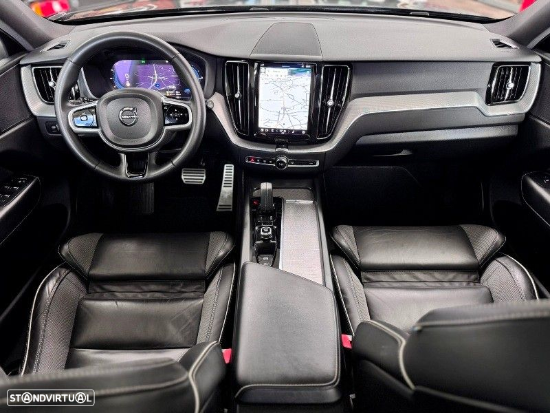 Volvo XC 60 2.0 T8 PHEV R-Design AWD - 3