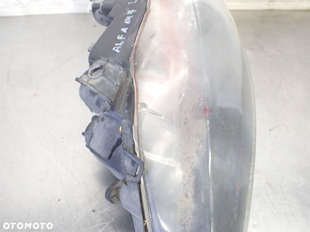 LAMPA LEWA PRZEDNIA ALFA ROMEO 147 1.6 LIFT - 2