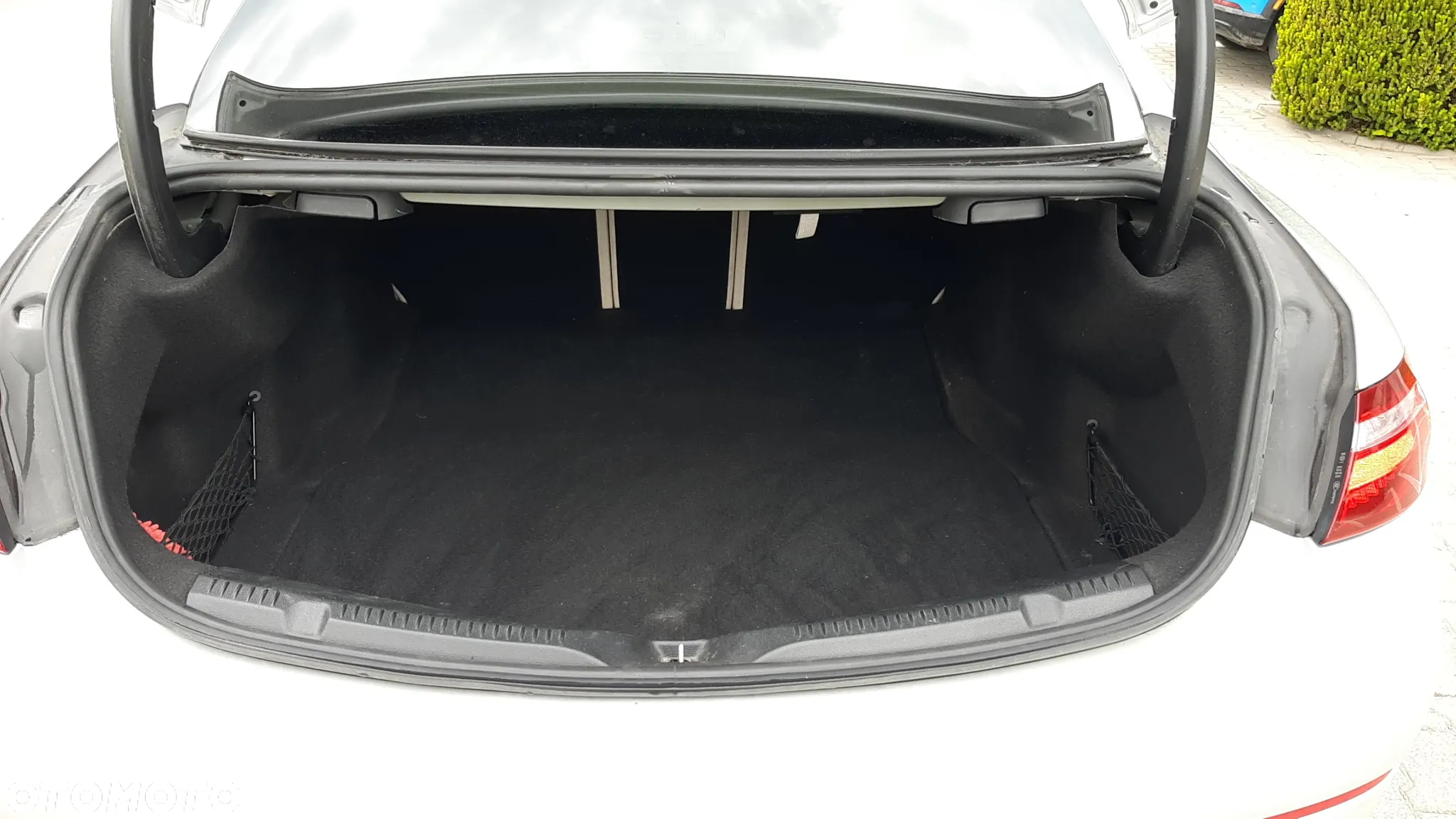 Mercedes-Benz Klasa E 350 Coupe 9G-TRONIC - 15