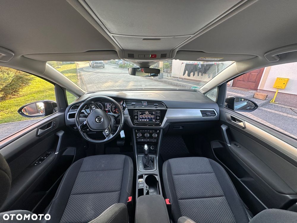 Volkswagen Touran 2.0 TDI SCR DSG ACTIVE - 14