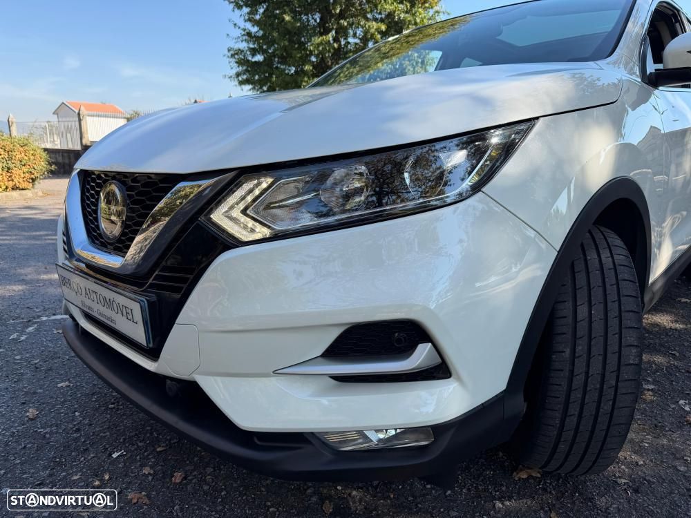 Nissan Qashqai 1.3 DIG-T MHEV Premiere Edition - 14